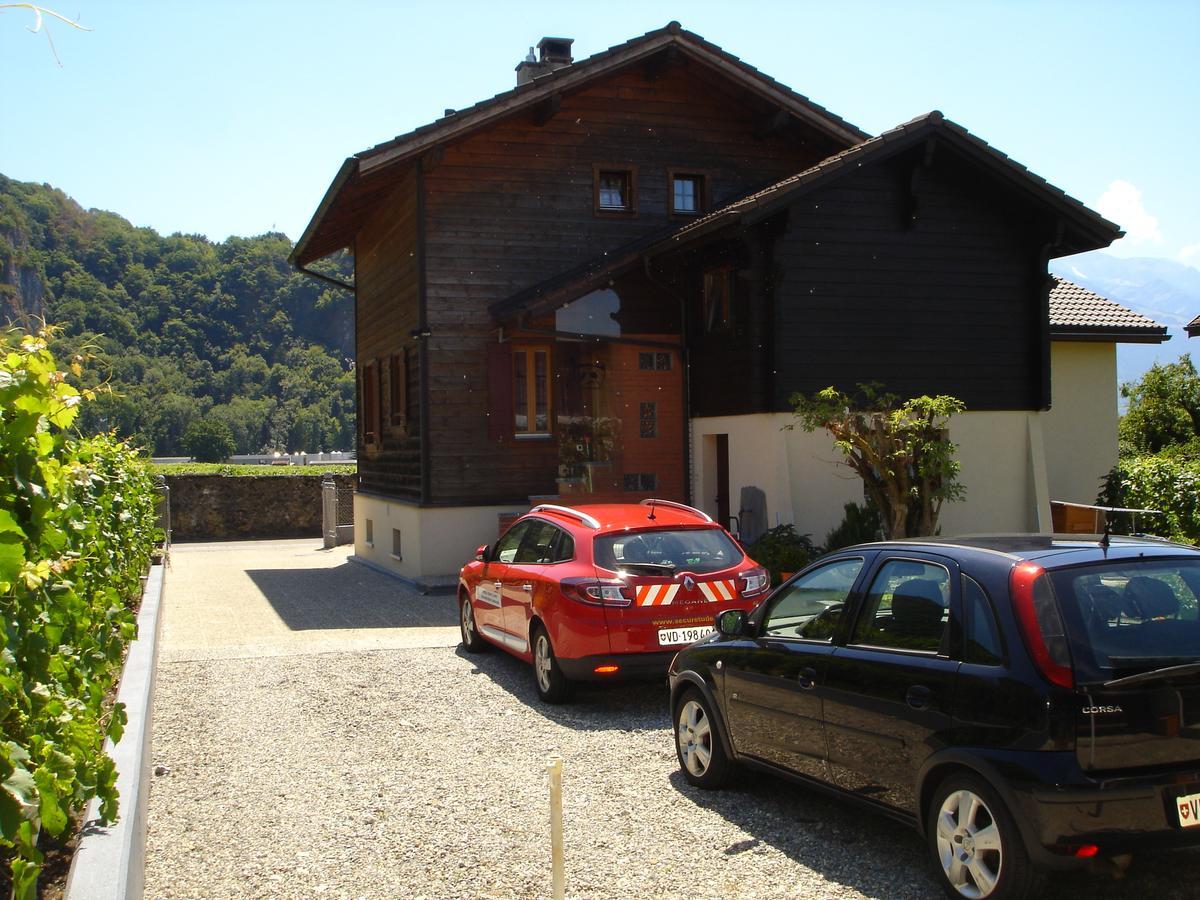 Bnb Le Relais Du Chateau Aigle Eksteriør billede